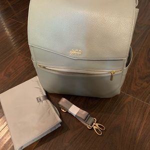 Freshly Picked Classic Diaper Bag